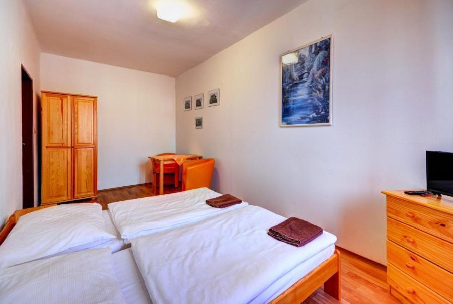 Hotel Hvezda Bruntál Εξωτερικό φωτογραφία
